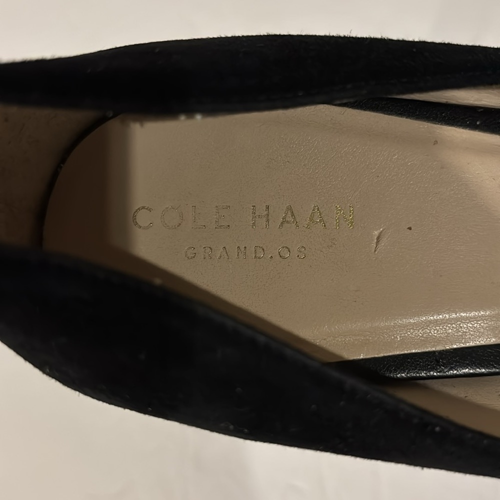 Cole Haan Black Suede Juliana Pointed Toe Pumps - Size 11B - Picture 6 of 9